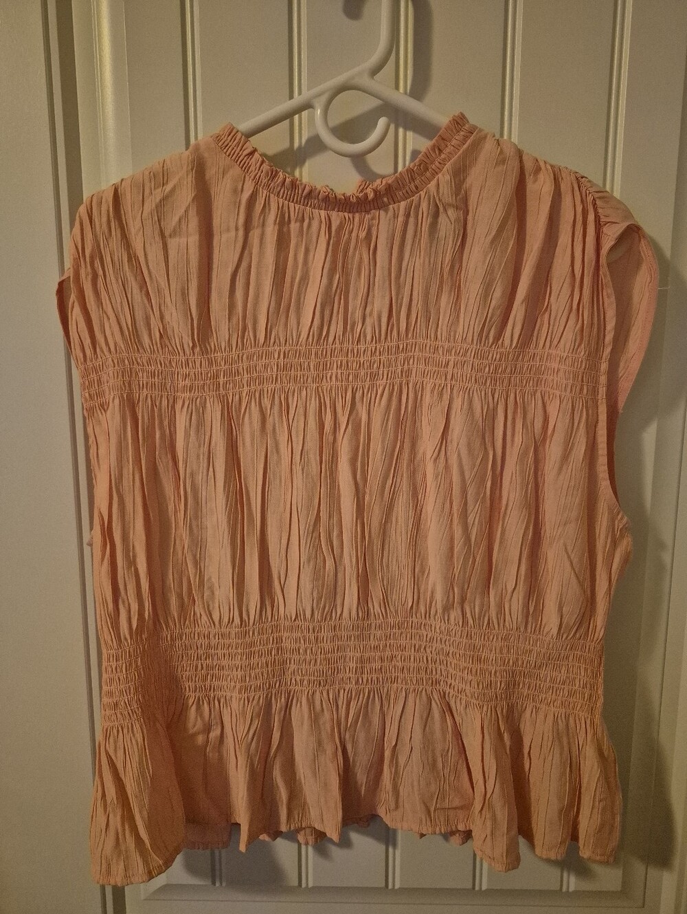 H&M crinkled sleeveless top with smocked waist in Peach